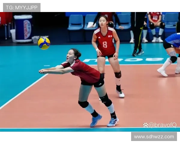 中国女排迎战巴西翡翠全力以赴力争胜利展现团队精神与拼搏意志
